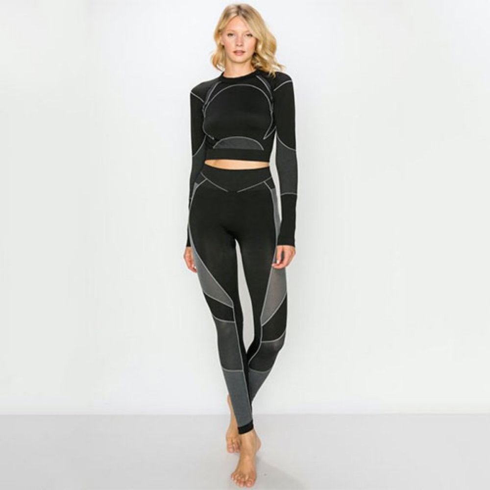 Flex Long Sleeve Crop Top and Leggings Seamless 2 Piece Workout Set